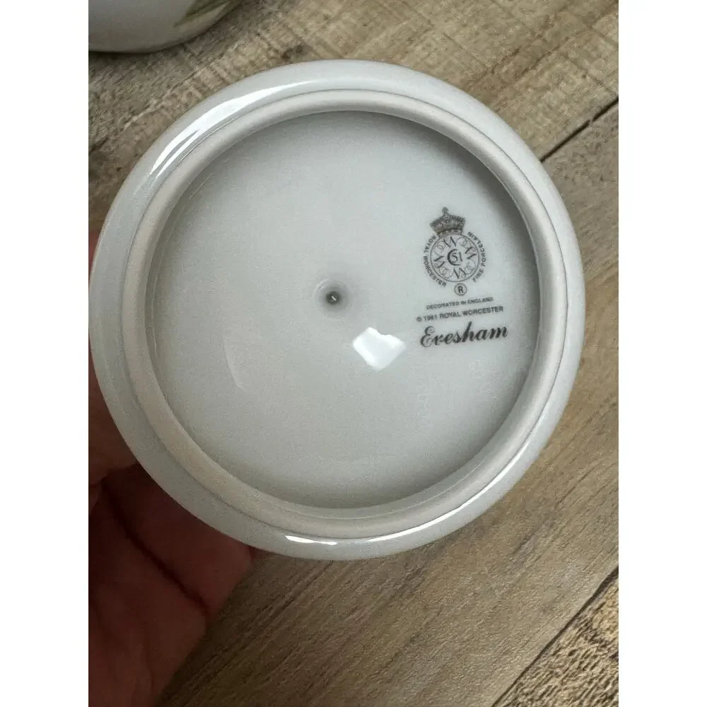 Royal Worcester preowned royal